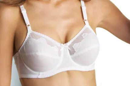 无痕隆胸的费用