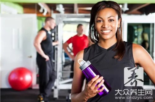 引体向上技巧借力技巧