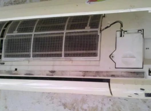 空调为什么突然自己启动