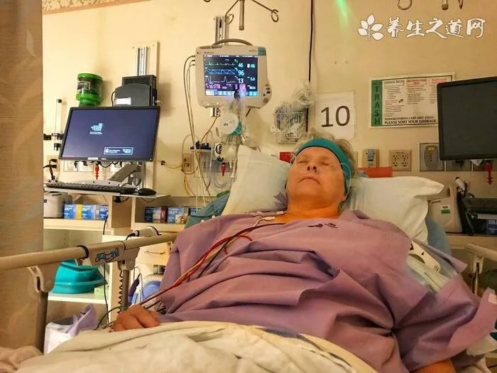 如何去除衣服上的火锅味