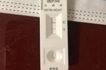 2019-ncov抗原检测两条杠怎么回事怎么办