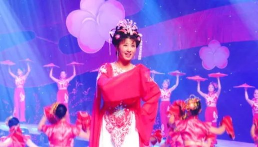 闫学晶第二任丈夫是谁