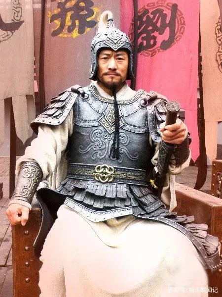 五个与赵薇有过关系的男人，背后有着怎样鲜为人知的故事？