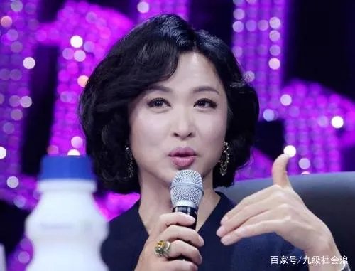 金星老公被问及如何解决生理问题时四字回应，网友：涨知识了。你怎么看？