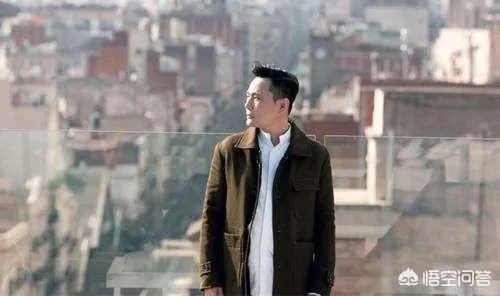 张信哲《用情》《过火》，也难抵《爱就一个字》？你难抵的是哪一首情歌？