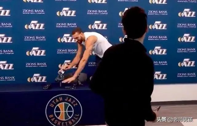 戈贝尔和米切尔痊愈小