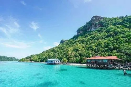 代表建议适当延长节假日，这能拉动消费吗？