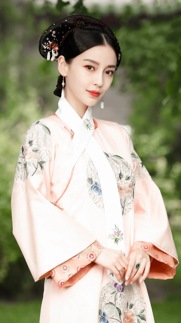 杨颖绝美精灵造型，不得不说她是什么风格都能驾驭，她还有过哪些绝美造型？