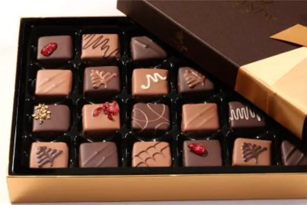 七夕送女朋友礼物排行榜：零食大礼包心意十足，第一最为常见