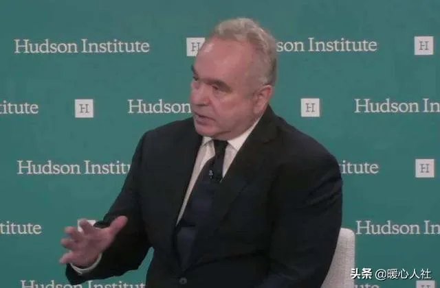 中国目前有没有出口给美国医用口罩和防护服等？