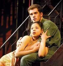 落后的越南是非英语国家，为何外国人比较多？