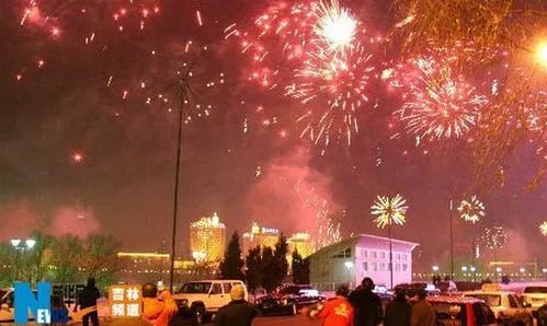 张艺兴被电子鞭炮吓到，为什么近两年放炮的还那么多？