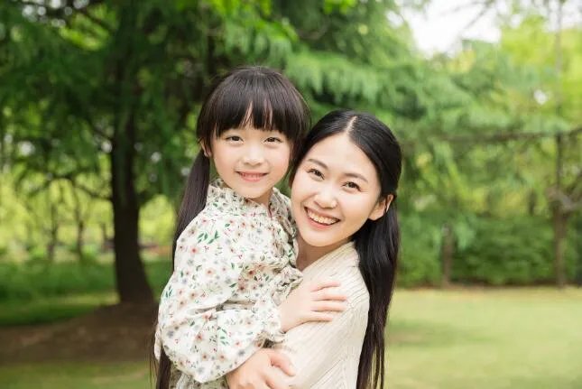 关于母爱的句子 母爱的句子简短唯美