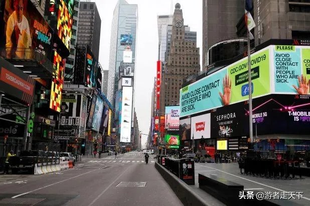 美国新冠肺炎确诊人数奋力向百万大关冲刺，这下特朗普输惨了，这是为什么？