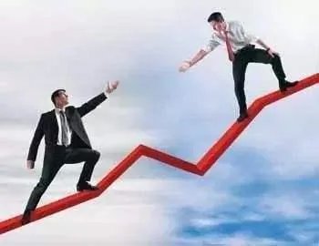 去培训机构学习好，还是请家教好？