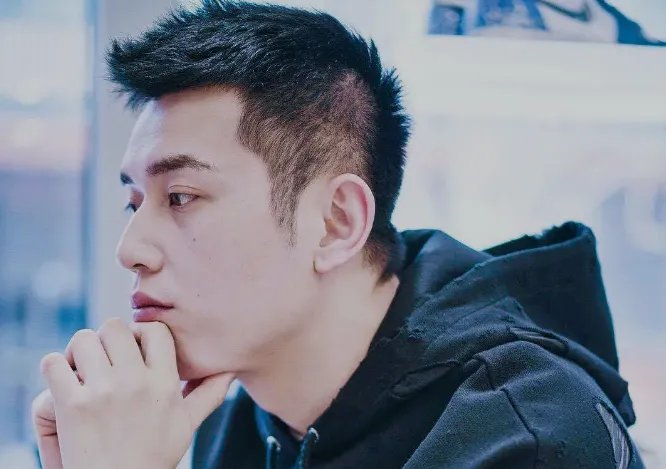 付鹏告别李佳琦选品团队，是否有透漏离开的原因？