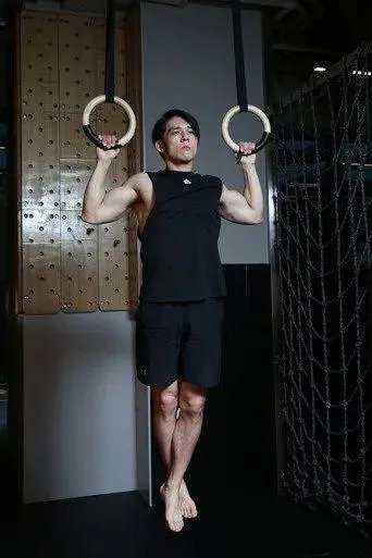 南拳妈妈组合中，39岁张杰参加健美比赛，体脂低至8%，这肌肉是认真的吗？