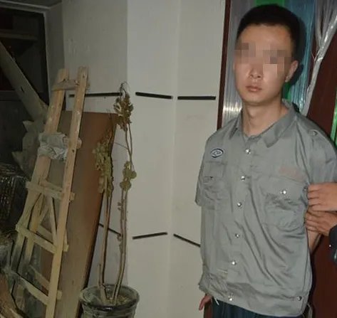 小区2天5次火灾烧伤2人竟是保安为邀功故意放火？