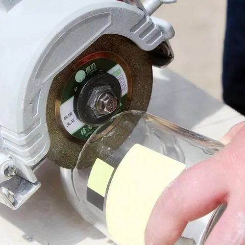 玻璃能用切割机切吗