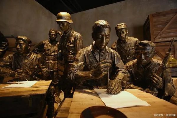 《八佰》的主演有谁？