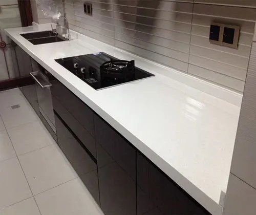 厨房台面大理石好还是石英石好