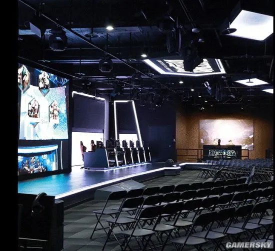 暴雪全球第一家官方电竞馆落户台湾 场内处处是暴雪