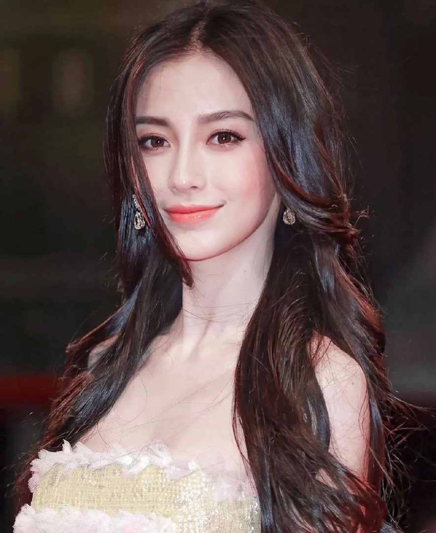 杨颖绝美精灵造型，不得不说她是什么风格都能驾驭，她还有过哪些绝美造型？