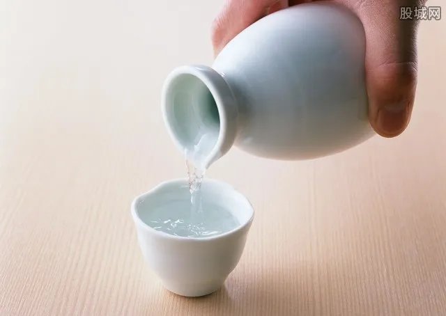 四特酒价格表及图片 四特酒多少钱一瓶