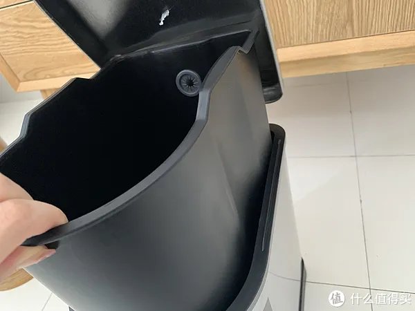 不锈钢垃圾桶选购指南