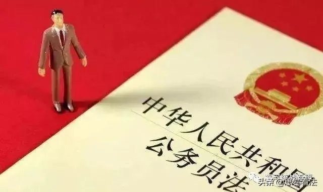 民警、公务员、辅警、教师可以摆地摊吗？ 算不算违规？