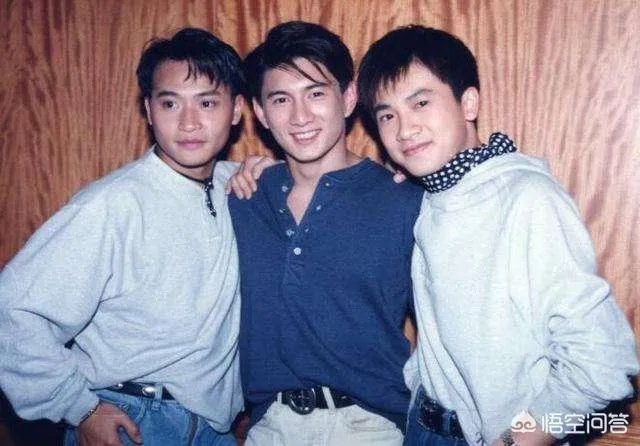 为什么小虎队三兄弟分散多年未相认？