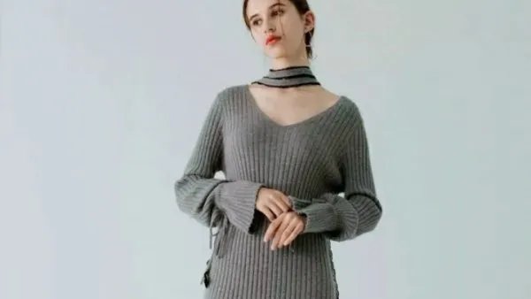 肩宽的女生穿衣有什么搭配技巧？