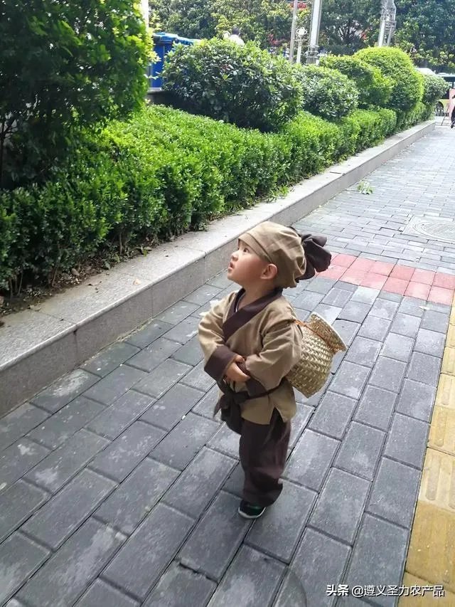 到21日，意大利每1250人左右确诊1人，最终确诊会超10万吗？