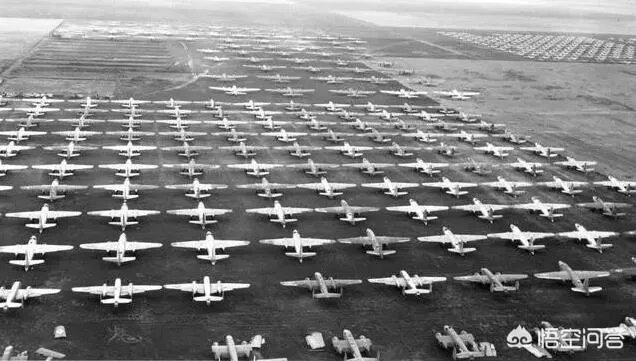 联军轰炸柏林飞机有多少架
