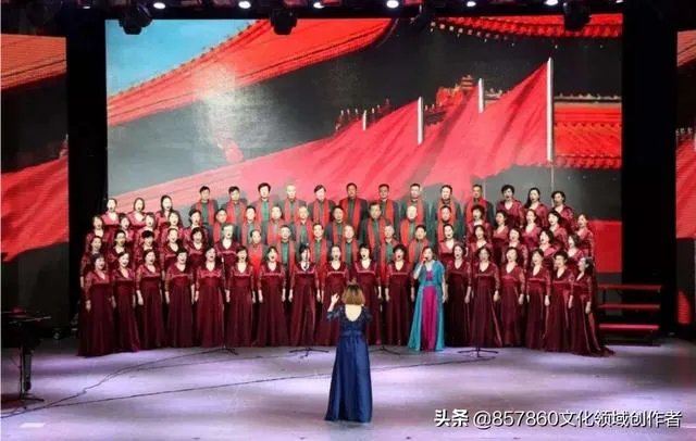 有什么好的歌曲适合在公司年会大合唱的？求推荐？