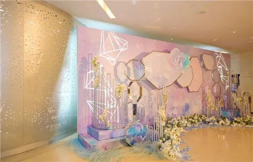 2018浪漫唯美的婚礼背景图片推荐  如何让婚礼背景更加完美