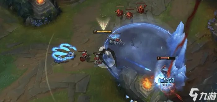 《英雄联盟》S11凤凰出装推荐 S11凤凰两种思路出装推荐