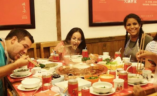 你遇过最狗血的故事是什么？