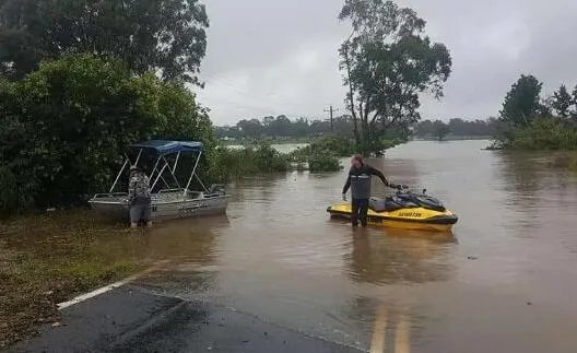 澳大利亚维州遭遇洪水风暴袭击 当地超2.4万人断电