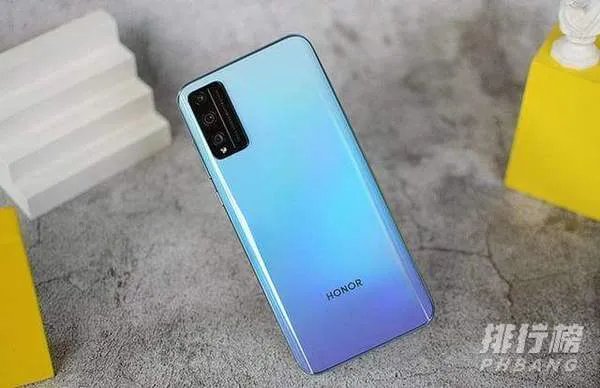 2020荣耀最值得购买的手机_华为荣耀哪款手机性价比高