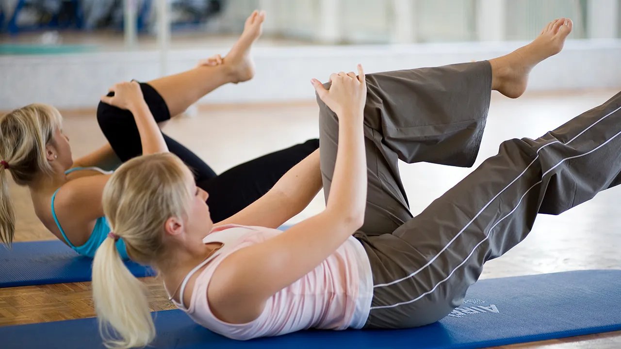 快速瘦腰运动哪些效果好 8个快速瘦腰动作打造小蛮腰