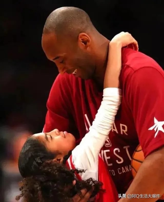 科比的死因是什么？对于他的去世，你是如何看待的？