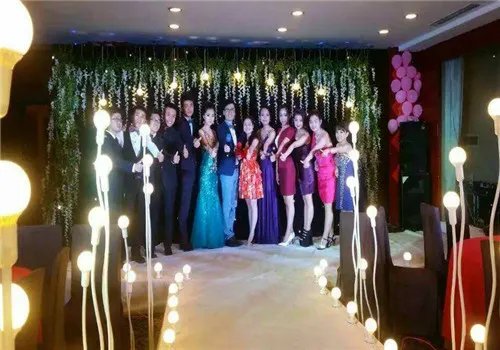 婚礼策划培训要多少钱 婚礼策划师可以自学吗