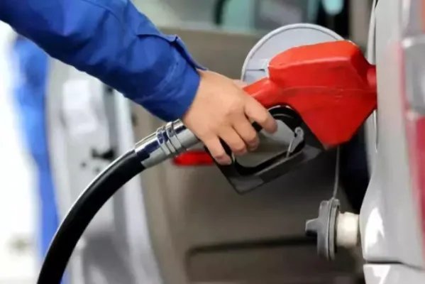 油价或首迎“八连涨”，不断涨价的原因有哪些？