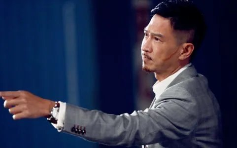 喝酒表情包原图