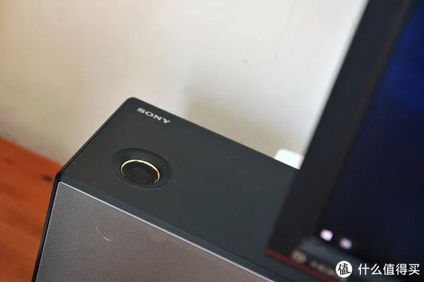 新年新面貌 — 更新布置下电脑桌面上的那些相关设备