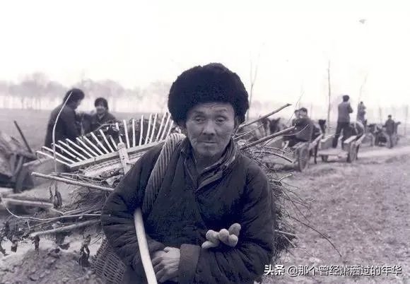 啥也别说年底买宝马, 24岁小伙赶大集究竟干的啥