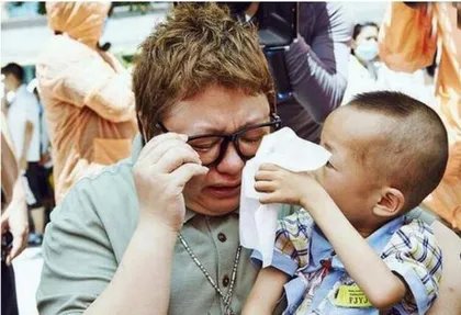 韩厚厚是韩红儿子吗