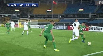 国安在联赛中如此強大，为何在亚冠小组赛被全北现代双杀？