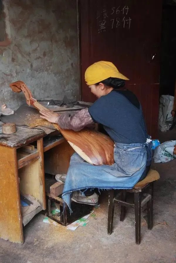 琵~琶~情【中国  传统工艺】